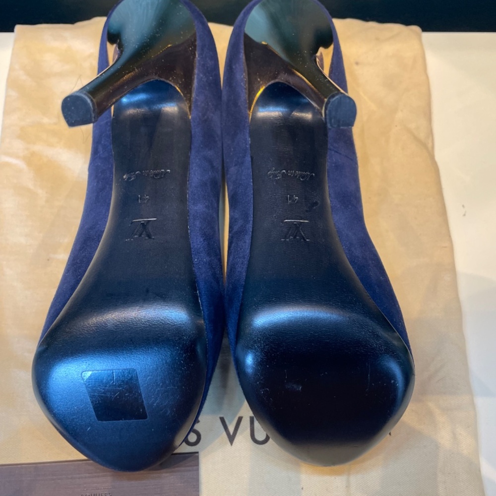 Brand New Never Worn Louis Vuitton Blue Suede Oh Really! Peep-Toe Pumps Size 41 - Picture 4 of 9